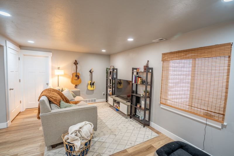 217 N 590 E ADU — living area